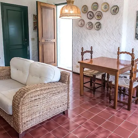 N264 - Numana, Singola Con Ampio Giardino *